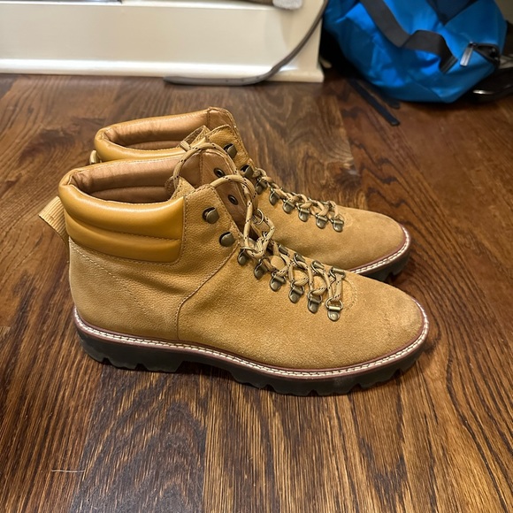 Madewell Citywalk Lugsole Hiker Boot - Picture 7 of 9
